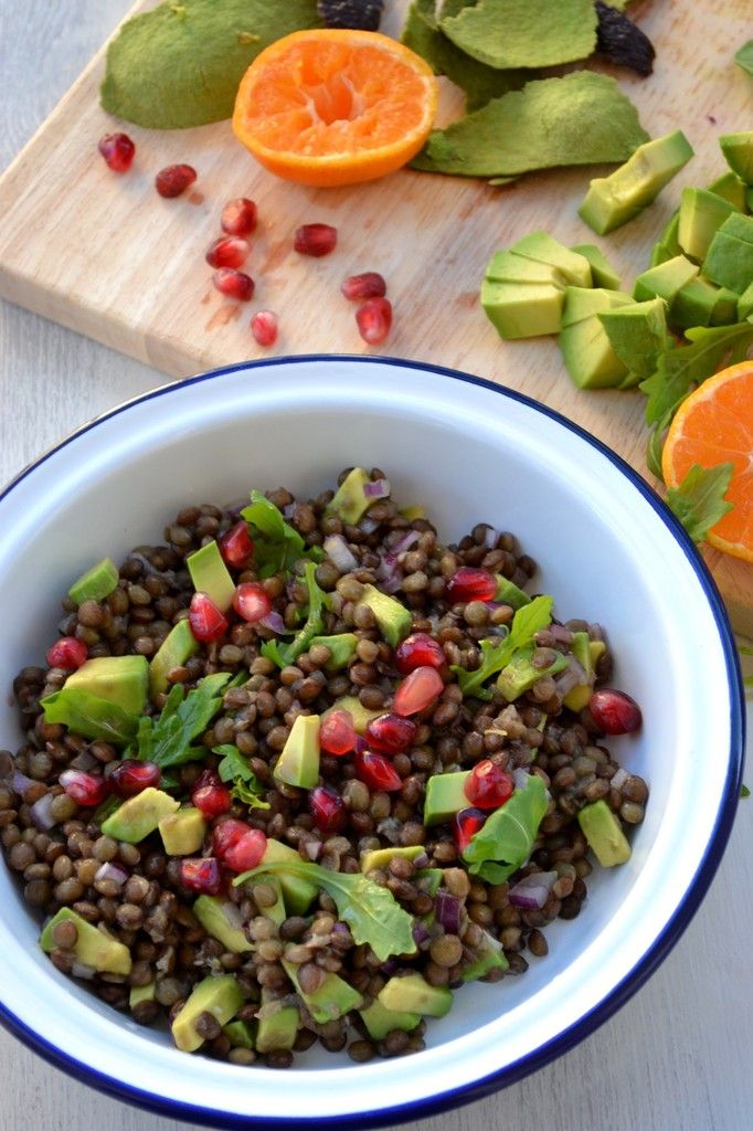 Salade lentilles, avocat, grenade