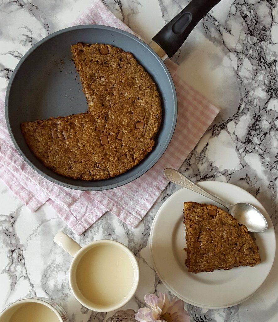 Cookie complet et géant : noix de coco/pépites de chocolat, cuit à la poêle ! (vegan)