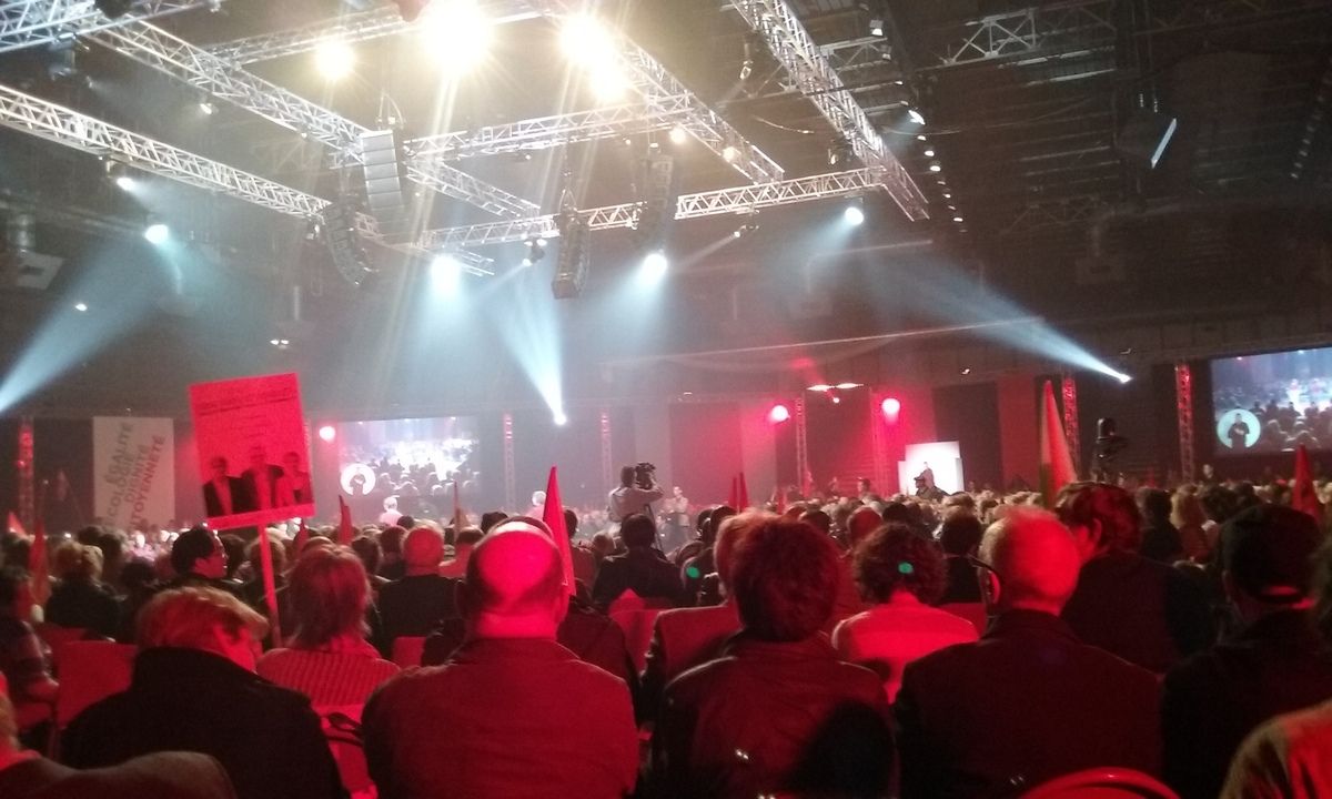 4000 au meeting du Parti Communiste Français-Front de Gauche à Paris