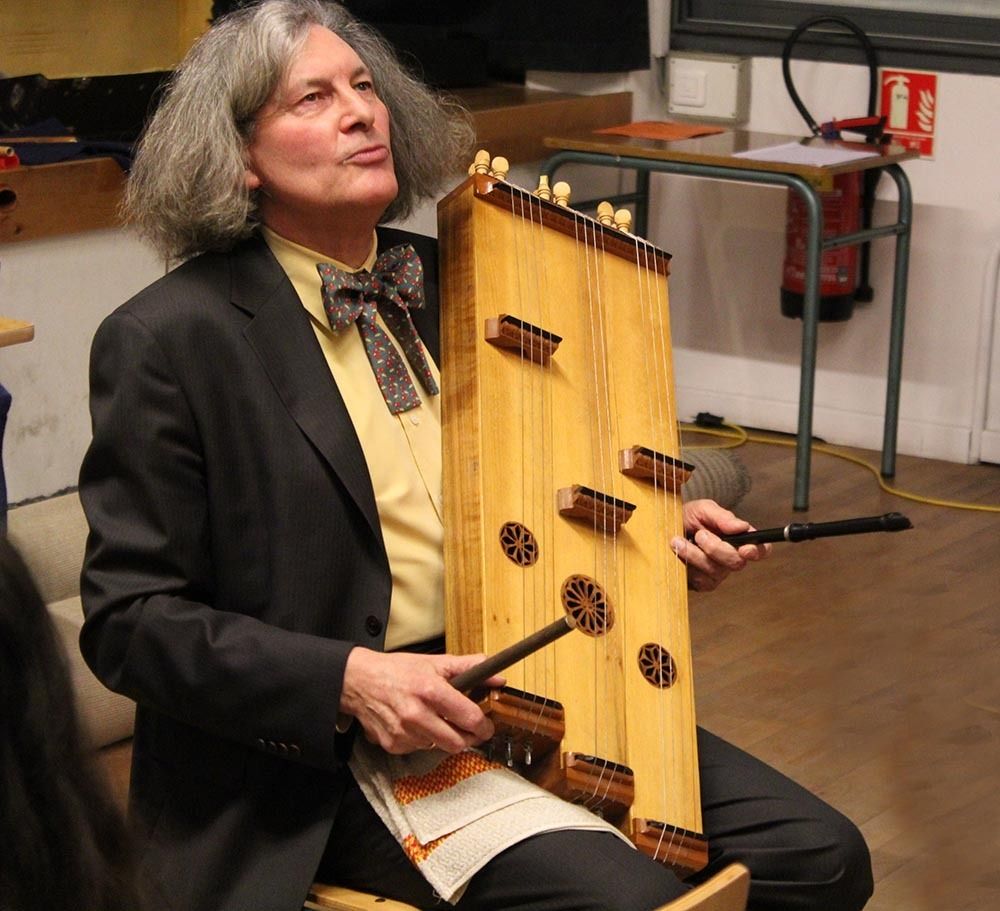 Aubagne, l'exposition Santons et Music