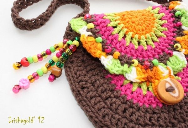 Sac pour fille , en granny , avec son pas à pas en image !