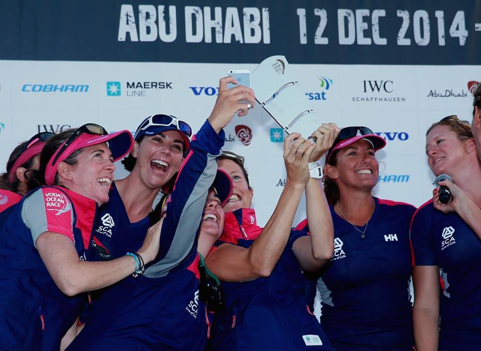 Volvo Ocean Race - les filles de Team SCA remportent l'in-Port Race d'Abu Dhabi 