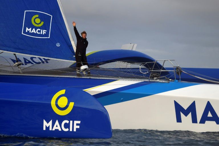 François Gabart a battu le record du tour du monde à la voile en solitaire  - ActuNautique.com