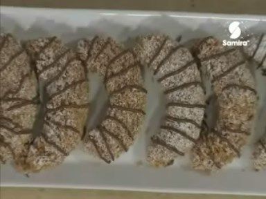 Recette De Gateau Sec Les Croissants By Samira Tv Algerie Recette De Gateau Sec Les Croissants By Samira Tv Algerie