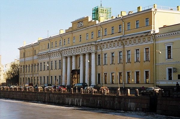 St Petersbourg.... 4.... dans les beaux palais