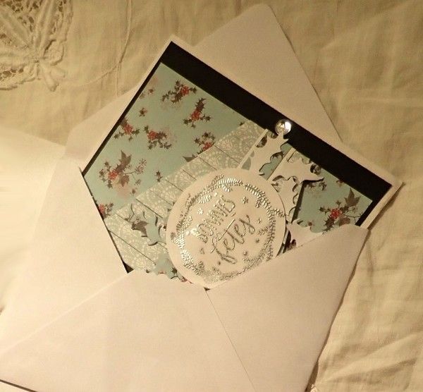 Après les cartes.... les enveloppes... Outil magique