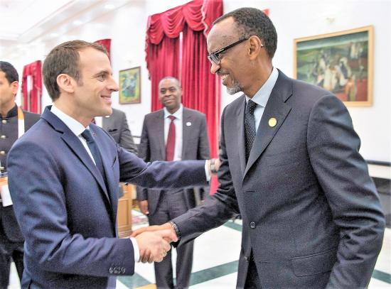 Emmanuel Macron asuhuzanya akanyamuneza Paul Kagame