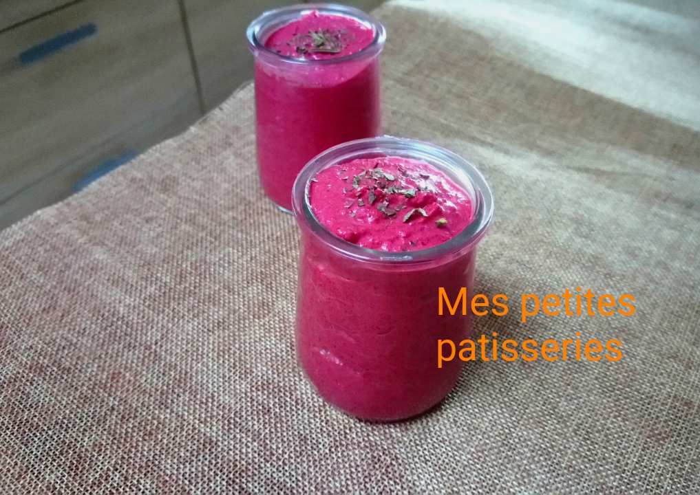 Verrines betteravechèvrebasilic Mes Petites Patisseries