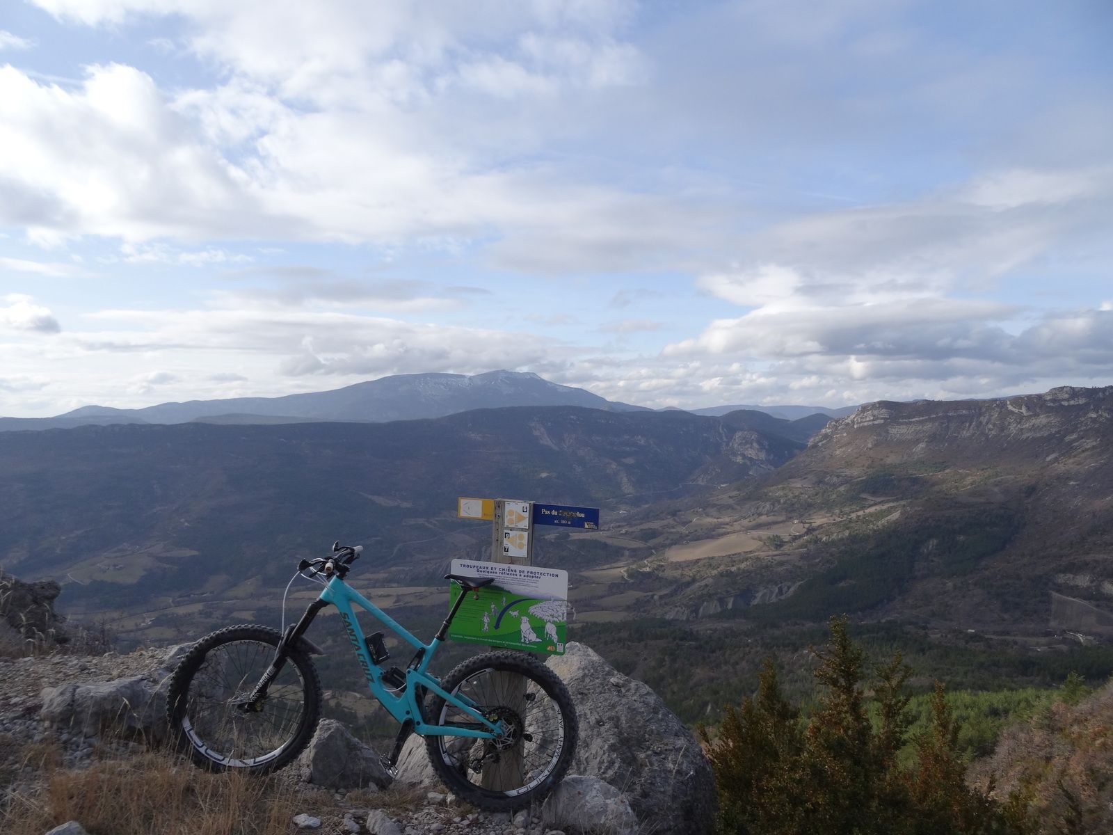 Rando VTT sur le parcours n°7 Le Pas du Pousterlou au départ de la Motte Chalancon (26) le 25/01