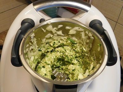 TARTE AUX COURGETTES ET BOURSIN (thermomix) - Blog cuisine TARTE AUX COURGETTES ET BOURSIN (thermomix) - Blog cuisine