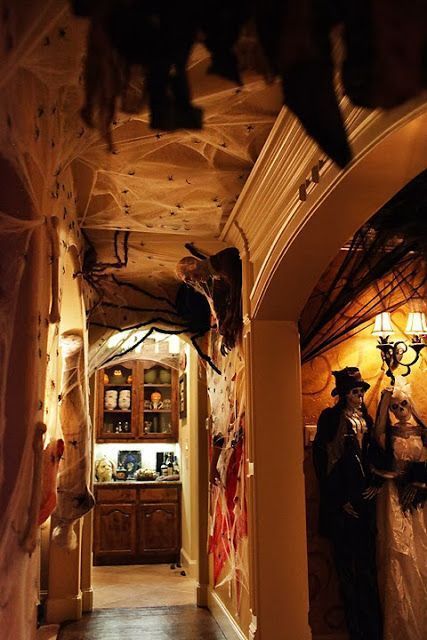couloir décoration halloween