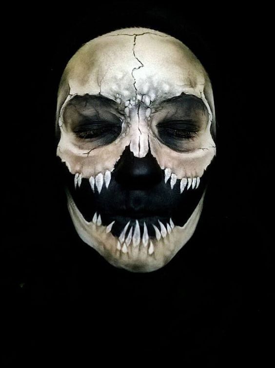 maquillage visage homme crâne effet spéciaux Halloween