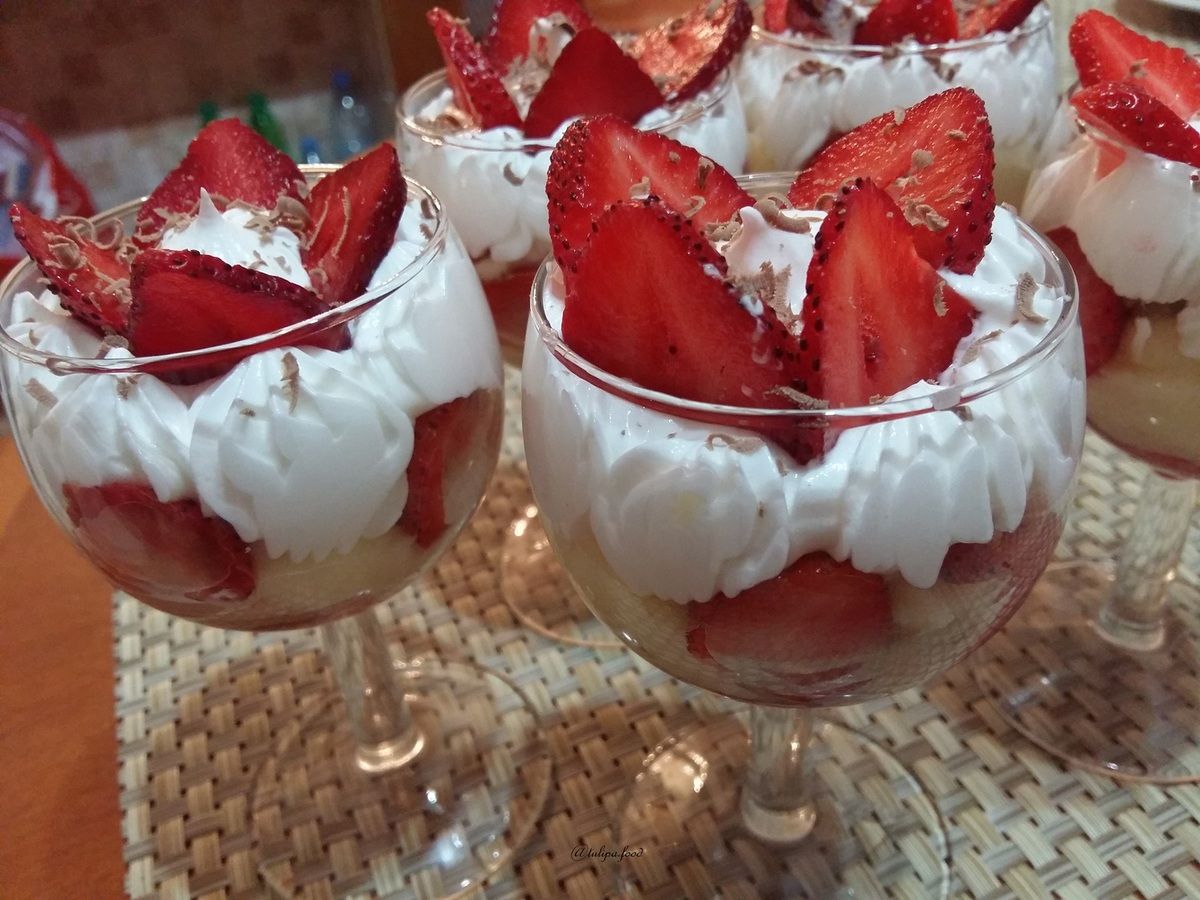 Verrines aux fraises - Dans la Cuisine de Tulipa