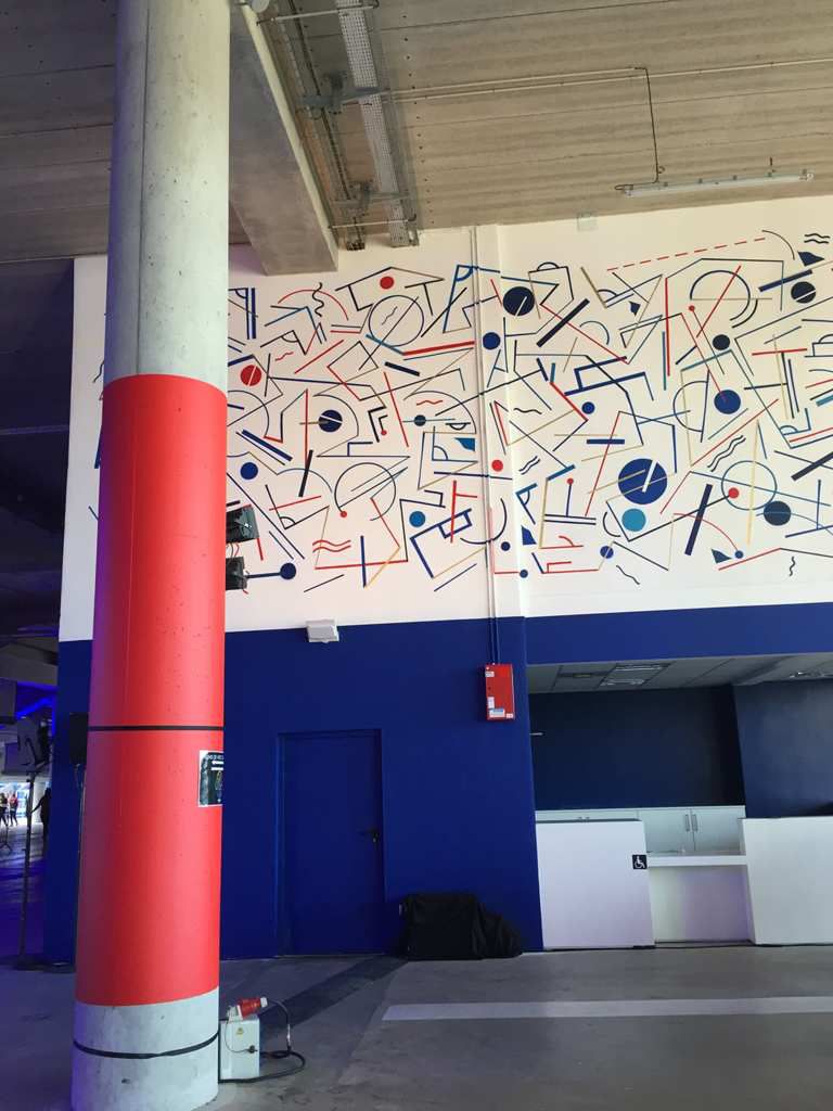 Du street art sur les murs du Groupama Stadium à Lyon