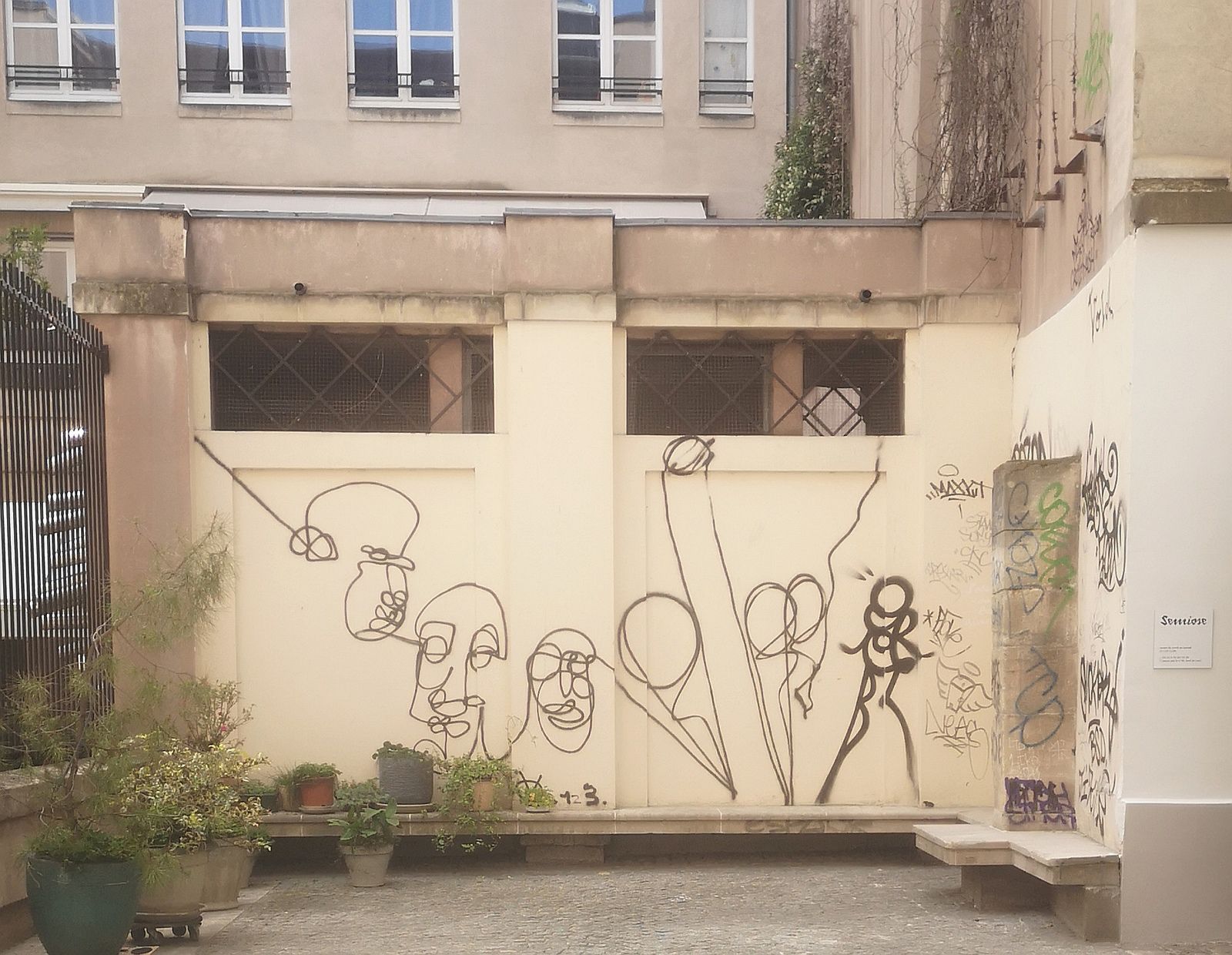 Street art en plein coeur du Marais