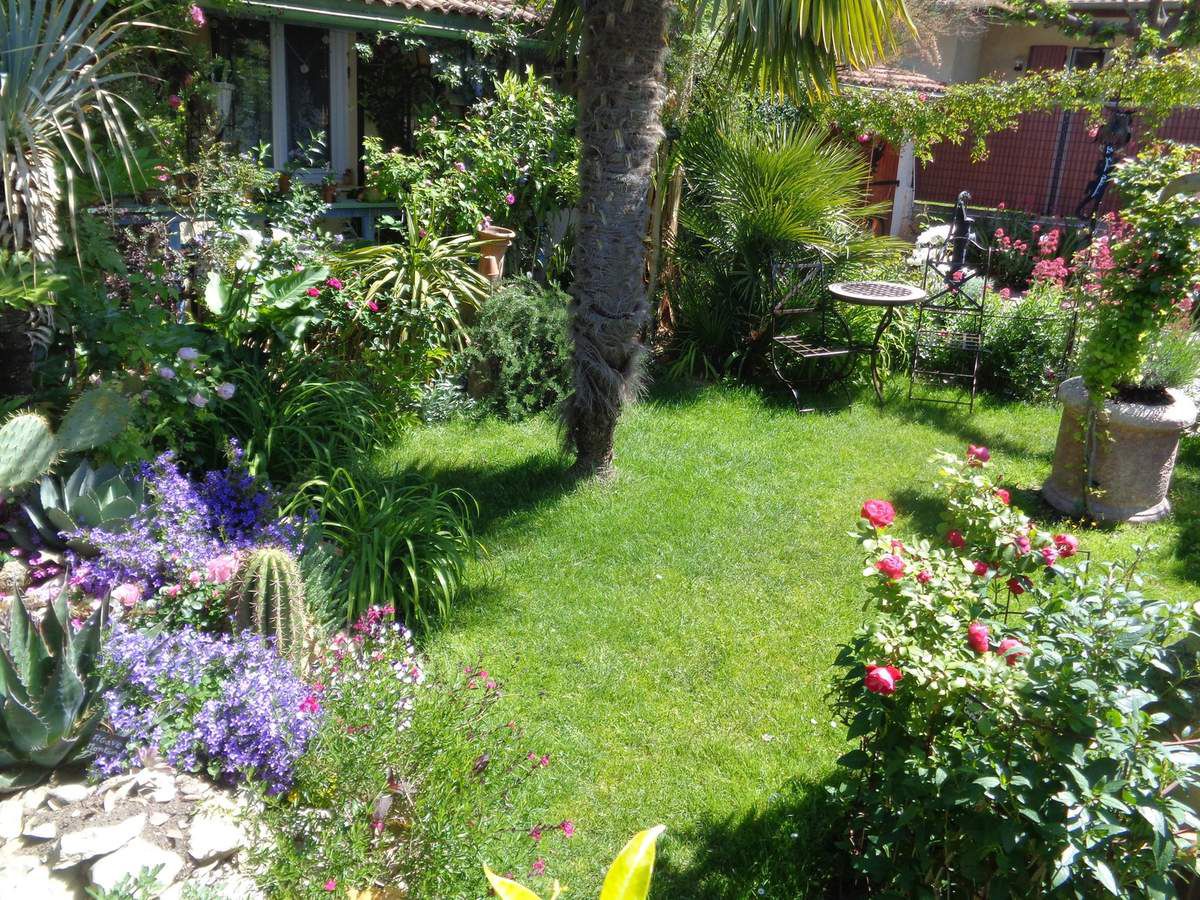 Mon jardin Le Clos fleuri en Mai 2017