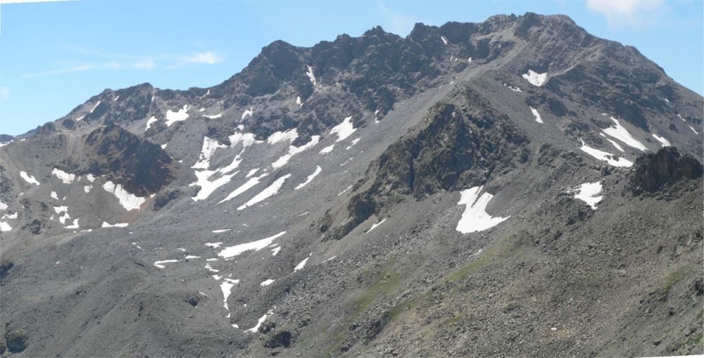 Roche du Lac (2790m) Lac de Roche Noire (2535m) Col des Marches