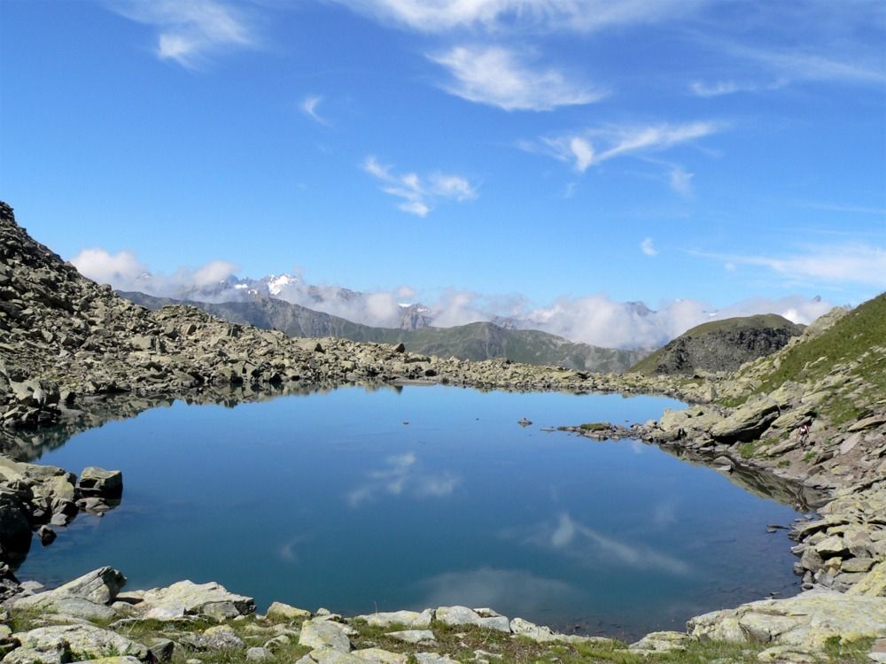 Roche du Lac (2790m) Lac de Roche Noire (2535m) Col des Marches