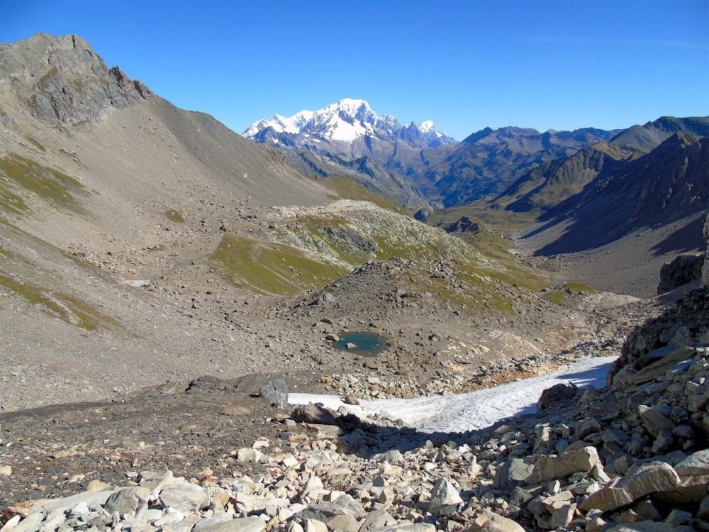 Vue sur la combe de la Neuva et le Mont Blanc