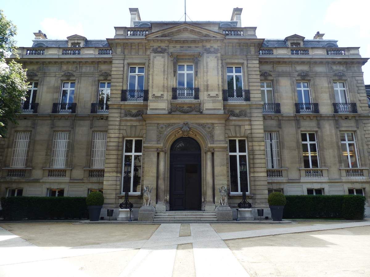 Façade sur cour de l’Hôtel Salomon de Rothschild © FNAGP