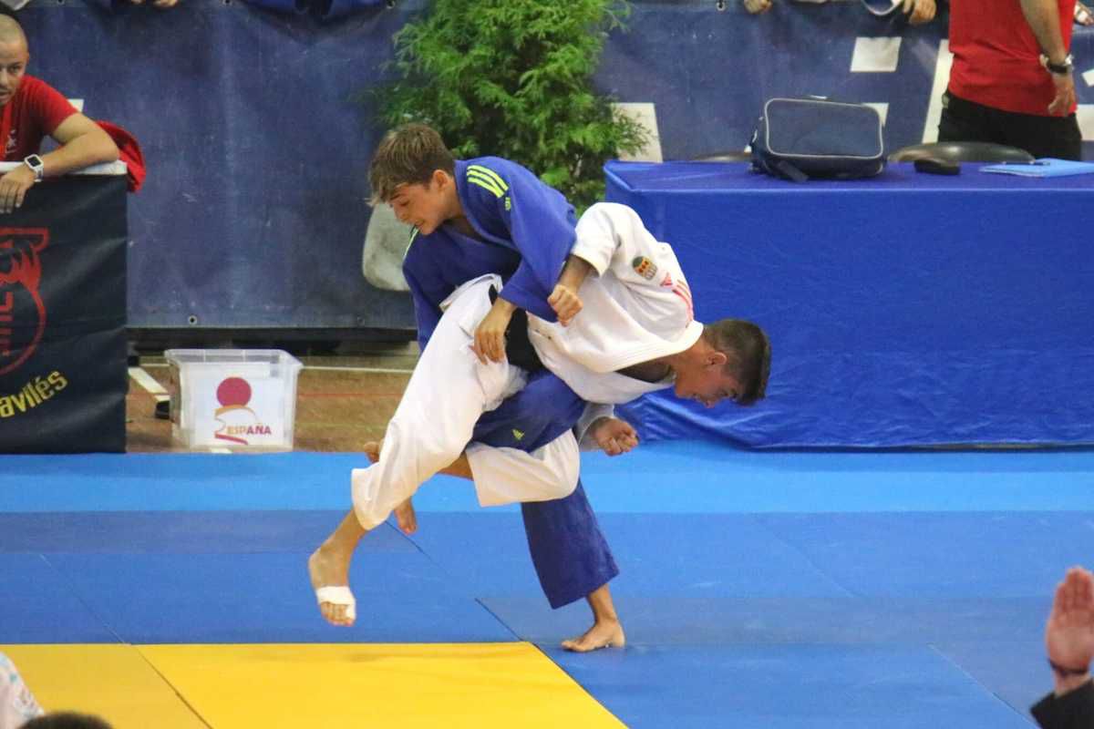 4 OROS, 3 BRONCES, 1 QUINTO Y 1 SEPTIMO DE LA SUPER COPA DE AVILÉS