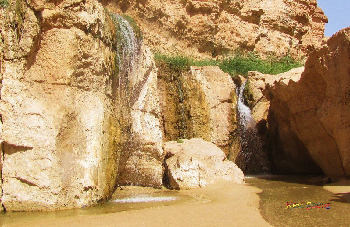 Cañón de Midés, Oasis de montaña de Tamerza y Chebika, lago salado Chott El Djerid y parte de desierto que fue escenario de La Guerra de las Galaxias.