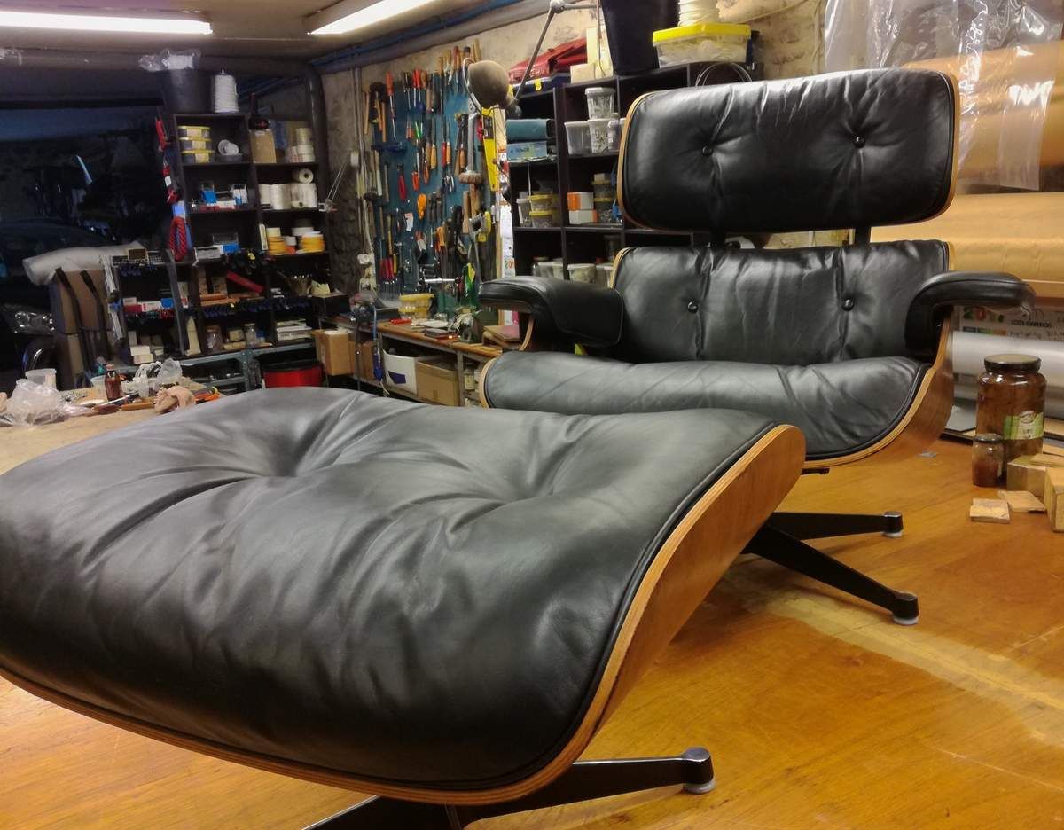 Patine sur cuir ancien Eames