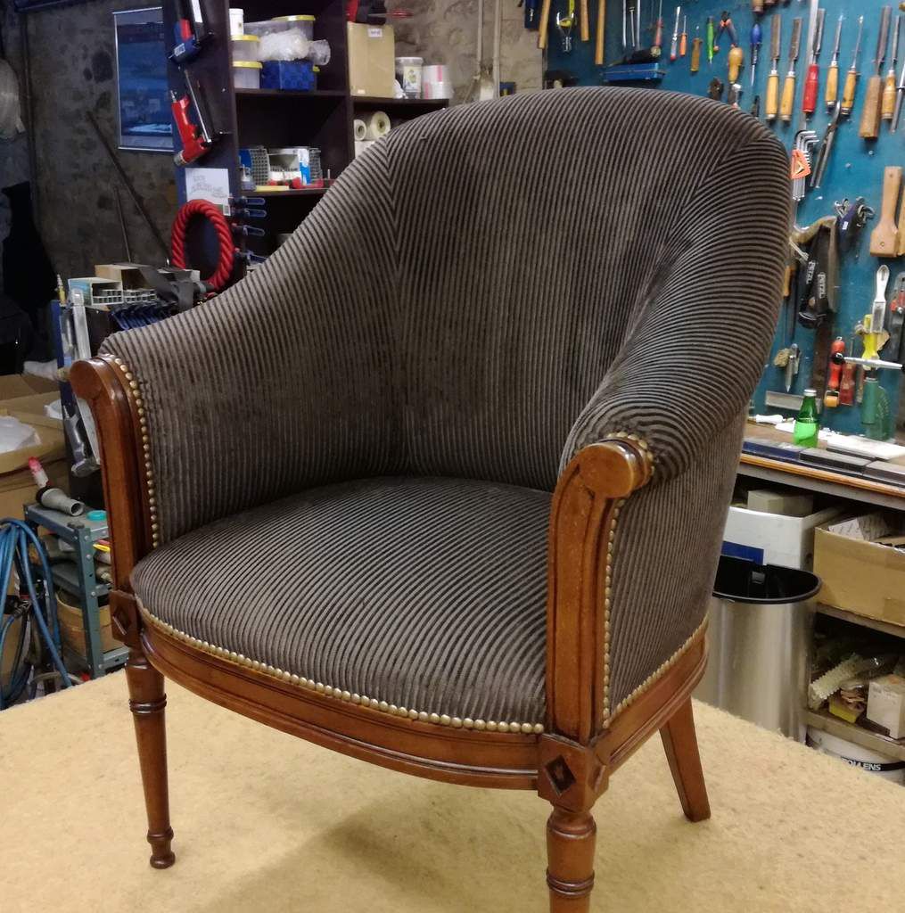 Restauration fauteuil néo Directoire - Rochefort sur Mer