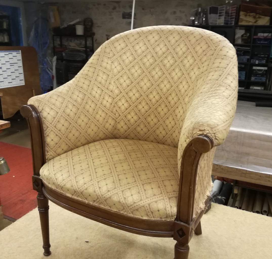 Restauration fauteuil néo Directoire - Rochefort sur Mer
