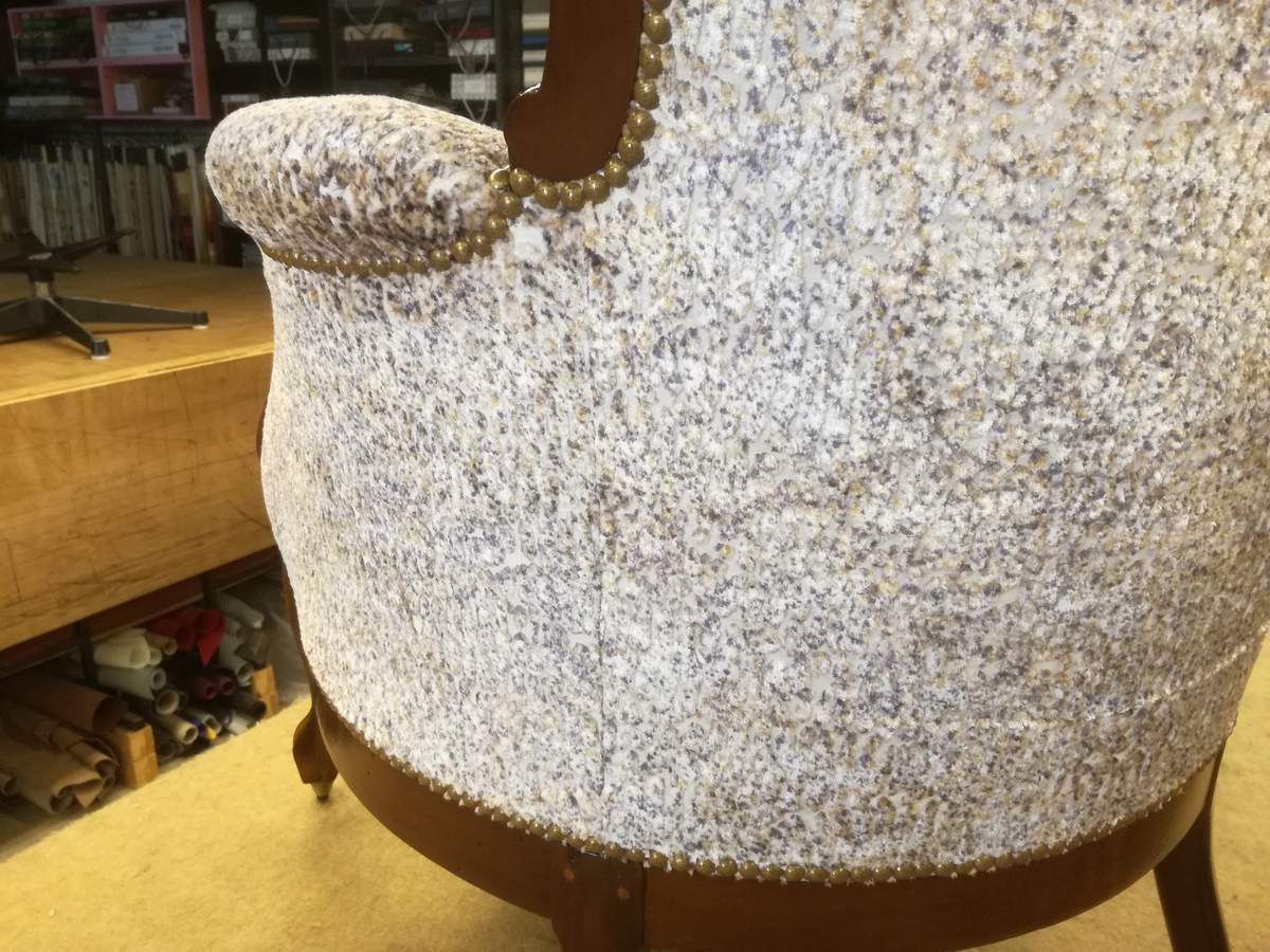 Restauration fauteuil Pompadour atelier hafner Tonnay-charente