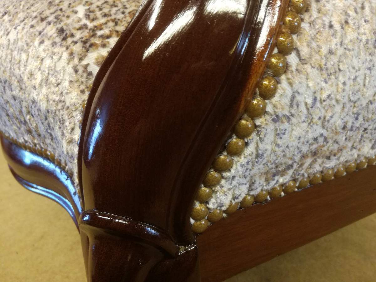 Restauration fauteuil Pompadour atelier hafner Tonnay-charente