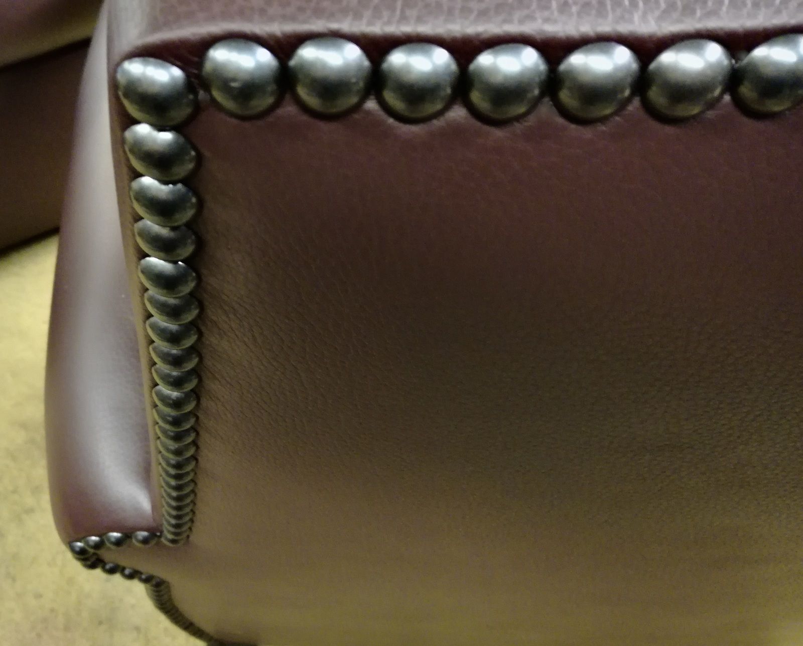Réfection fauteuil club cuir