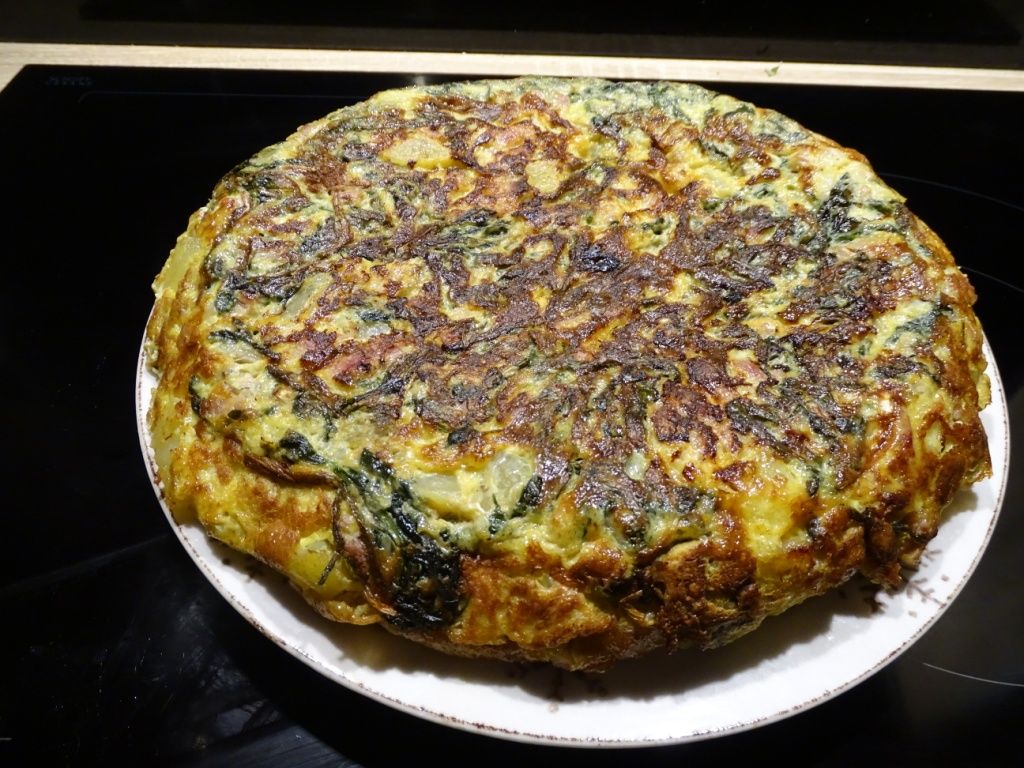 La Trouchia (omelette) aux pissenlits - LA SAVEUR DU MONDE