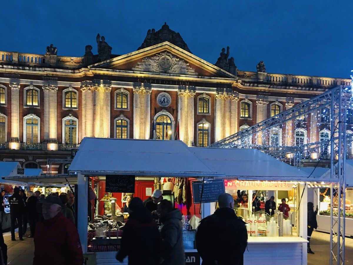 TOULOUSE LE MARCHE DE NOEL Le blog de maïtéinfos