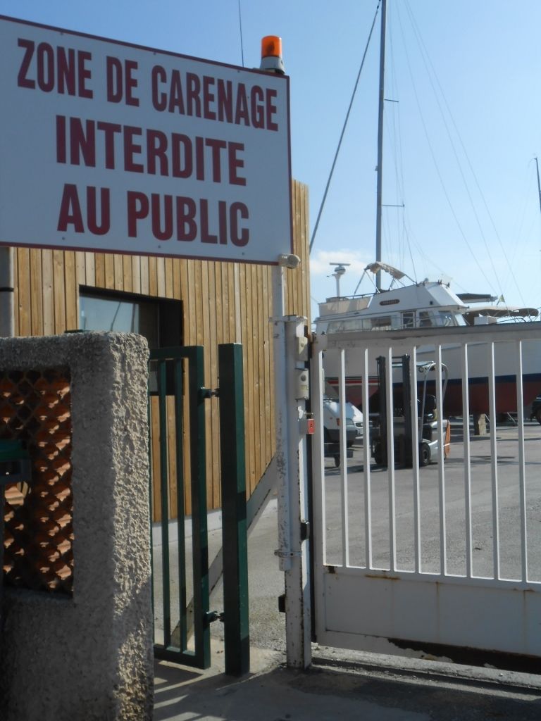 fin de notre passag sur l'air de carénage à Bandol !! On pouvait pas nous rater !!