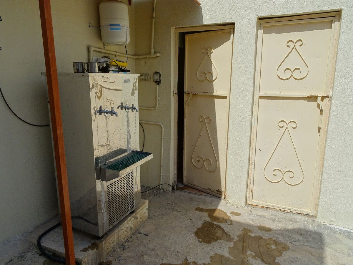 Mosquée du village avec toilettes et eau