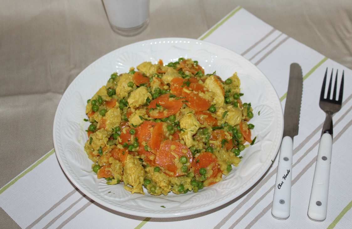 Pot au feu de poulet au curry et au riz - Chez Vanda