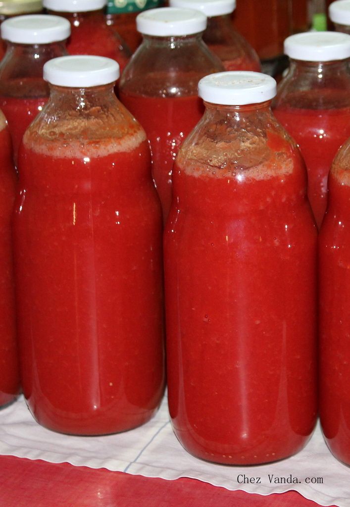 Jus de tomates en bouteilles - Chez Vanda