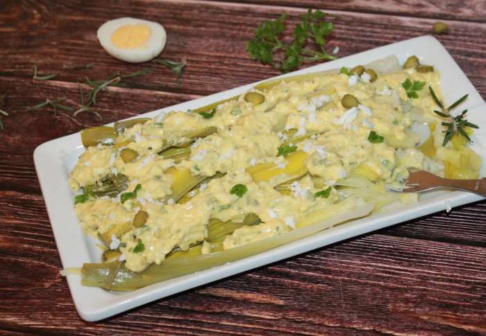 POIREAUX EN SAUCE