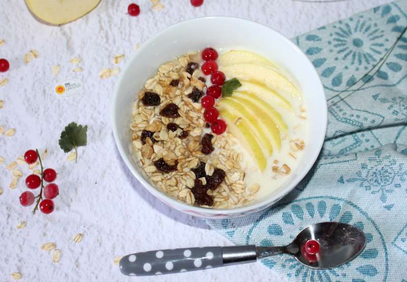 Smoothie-bowl-pommes-flocons-recette-ww