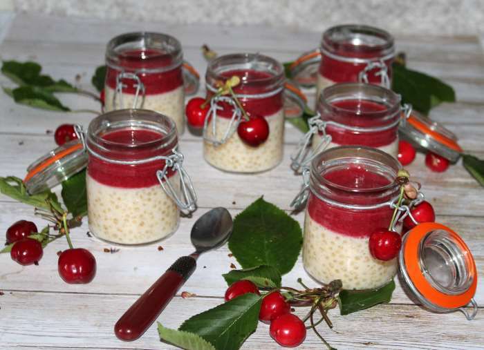 douceur aux perles du Japon et coulis de cerises recette ww