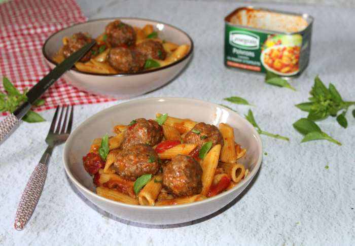 Boulettes de boeuf et ses pennes à la sauce poivrons cuisson  à l'omnicuiseur  