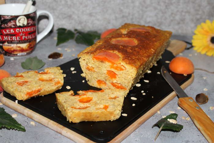 Cake d'avoine abricots et cardamome
