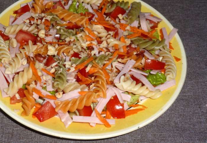 ASSIETTE_composée_pates_noisettes_ww