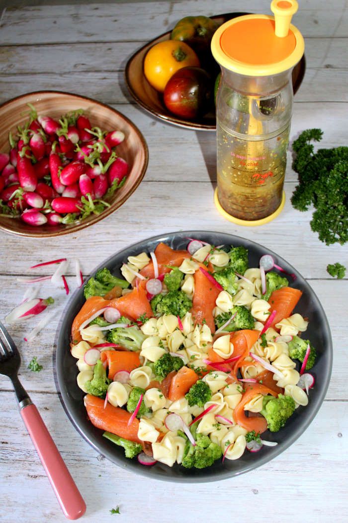 salade estivale aux pâtes brocoli et truite fumée pour 1 pers