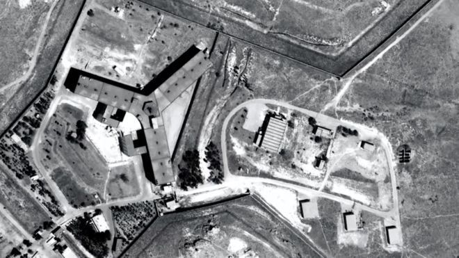 Según Amnistía Internacional, la cárcel de Saydnaya -donde se habrían producido las ejecuciones- puede albergar a entre 10.000 y 20.000 prisioneros/ AMNESTY INTERNATIONAL/FORENSIC ARCHITECTURE