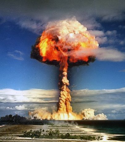 atome nucléaire bombe terreur Paix Anarchisme