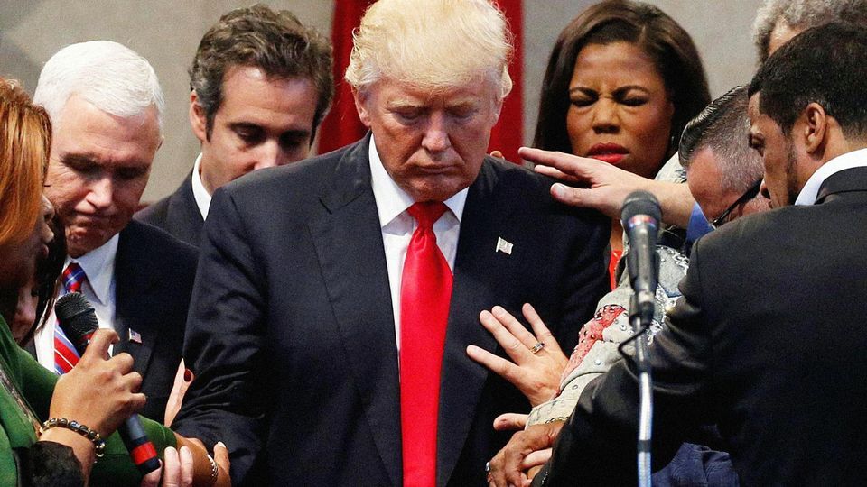Trump religion évangélique obscurantisme protestant réactionnaire fondamentalisme christianisme