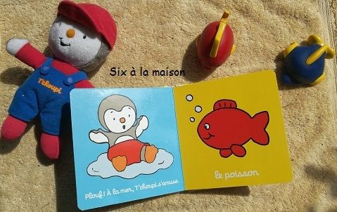 Bébé T'choupi Vive l'été écrit par Thierry Courtin paru aux éditions Nathan.