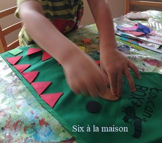 ToucanBox activité enfants kit dinosaure déguisement DIY